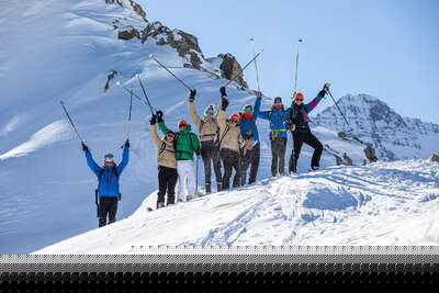 Groupe de skieurs sur les pistes de Tignes